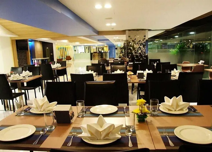 Grand Tower Sathorn ホテル バンコク都