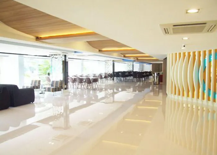 ホテル Grand Tower Sathorn 4*