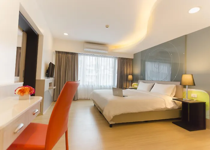ホテル Grand Tower Sathorn 4*