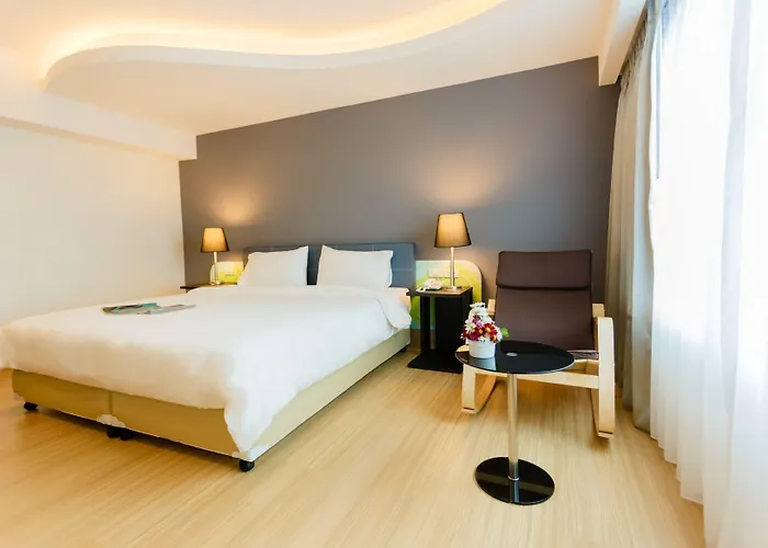 ホテル Grand Tower Sathorn 4*