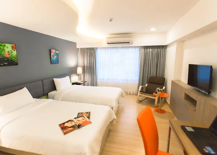 ホテル Grand Tower Sathorn 4*