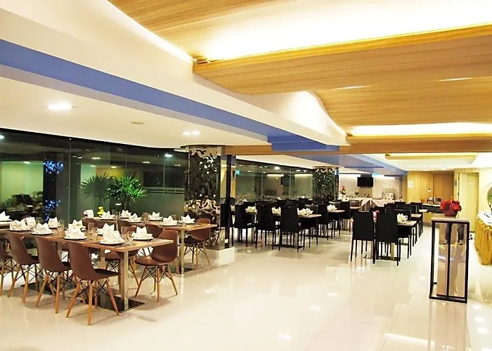 ホテル Grand Tower Sathorn 4*